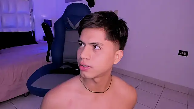 Snapshot of Niicky1_ chatting on 27, 12, 2024 Niicky1 online show from 27, 12, 2024