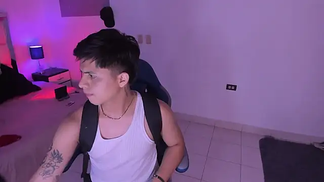 Niicky1  online show from 5, 1, 2025