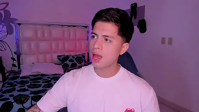 Niicky1  online show from 11, 1, 2025