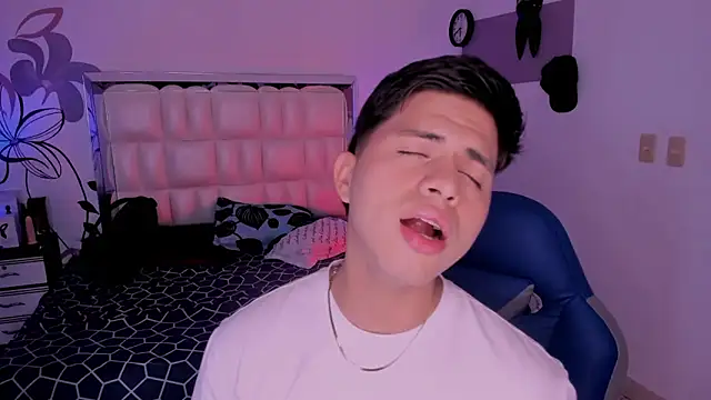 Niicky1  online show from 18, 1, 2025