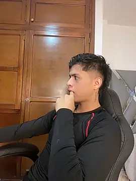 Niicky1  online show from 6, 3, 2025