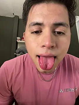 Snapshot of Niicky1_ chatting on 6, 3, 2026 Niicky1 online show from 6, 3, 2026