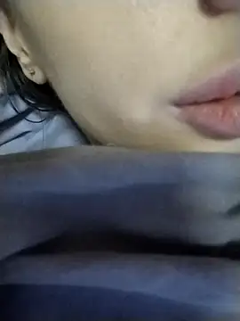 Snapshot of Elza_kom chatting on 10, 1, 2025 Elza kom online show from 10, 1, 2025