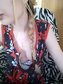 Snapshot of Elza_kom chatting on 29, 1, 2025 Elza kom online show from 29, 1, 2025