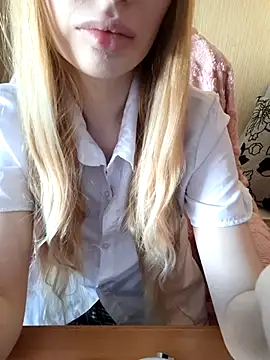 Snapshot of Elza_kom chatting on 20, 11, 2025 Elza kom online show from 20, 11, 2025