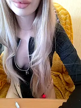 Elza kom online show from 6, 3, 2026