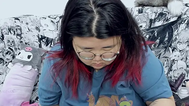 Snapshot of Nadine_asian chatting on 22, 12, 2024 Nadine asian online show from 22, 12, 2024