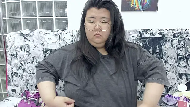 Snapshot of Nadine_asian chatting on 13, 9, 2025 Nadine asian online show from 13, 9, 2025