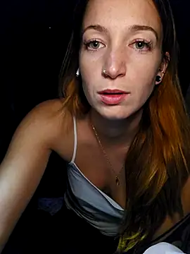 Laurahorney xo online show from 2, 1, 2025