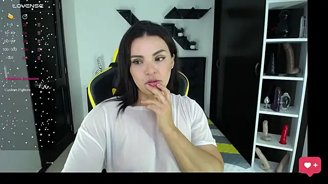 Snapshot of kendalladam chatting on 27, 9, 2025 kendalladam online show from 27, 9, 2025