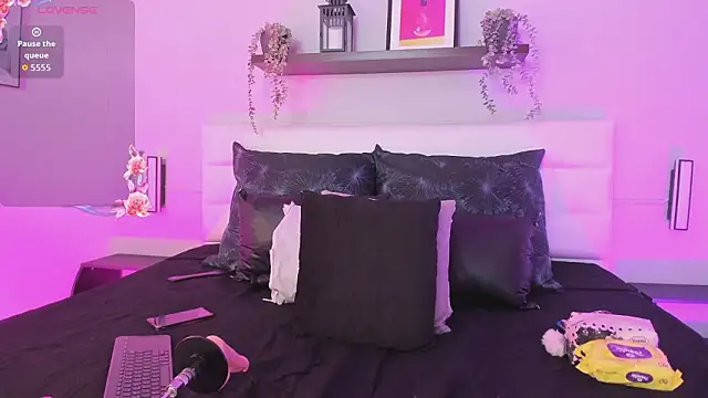 isabella simons online show from 21, 2, 2026