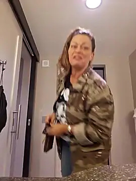 Snapshot of Erotic_and_Exotic chatting on 4, 1, 2025 Erotic and Exotic online show from 4, 1, 2025