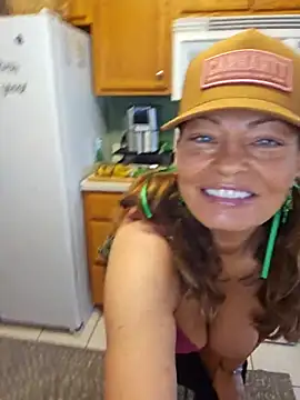 Snapshot of Erotic_and_Exotic chatting on 7, 3, 2026 Erotic and Exotic online show from 7, 3, 2026