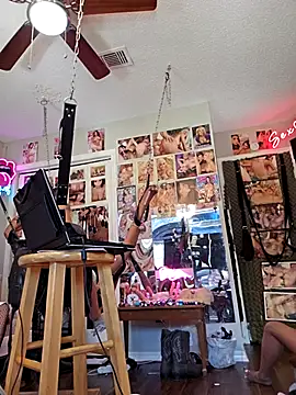 Snapshot of luvs2cumm69 chatting on 20, 2, 2025 luvs2cumm69 online show from 20, 2, 2025