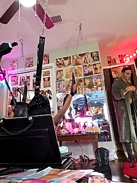 Snapshot of luvs2cumm69 chatting on 21, 2, 2025 luvs2cumm69 online show from 21, 2, 2025