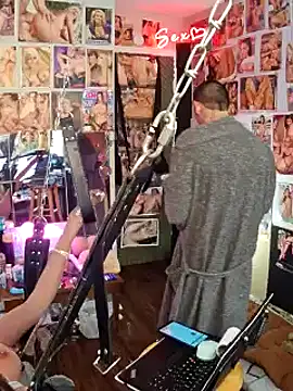 Snapshot of luvs2cumm69 chatting on 7, 3, 2025 luvs2cumm69 online show from 7, 3, 2025