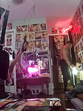 Snapshot of luvs2cumm69 chatting on 22, 3, 2025 luvs2cumm69 online show from 22, 3, 2025