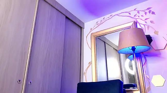 enzo herrera01 online show from 5, 3, 2025