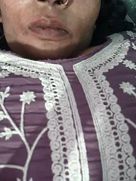 Snapshot of Ritasingh-0461 chatting on 4, 3, 2026 Ritasingh-0461 online show from 4, 3, 2026