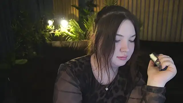 Snapshot of RosieMoons chatting on 22, 11, 2025 RosieMoons online show from 22, 11, 2025