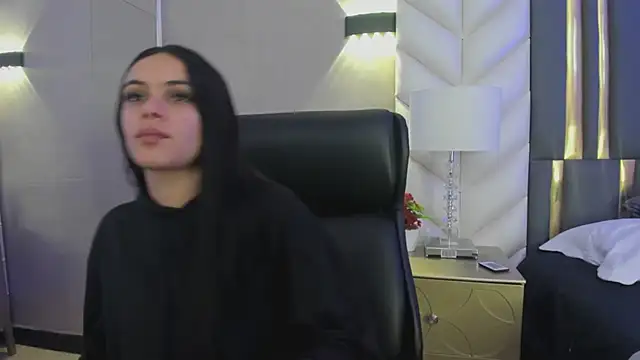 ChloeHarper  online show from 24, 3, 2026