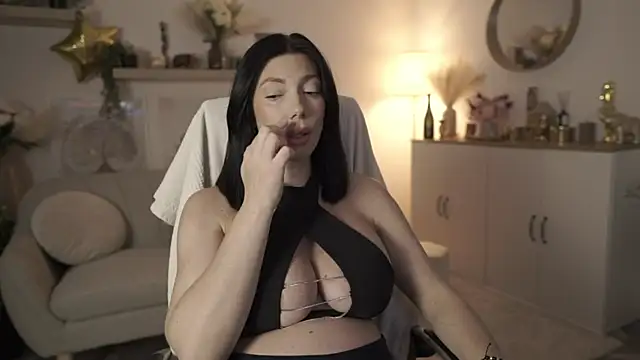 ViviRuth online show from 23, 10, 2025