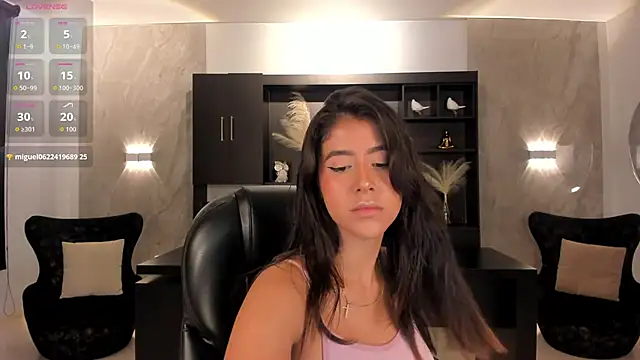 SussanElliot online show from 12, 10, 2025