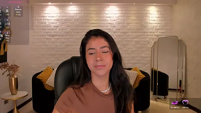 SussanElliot online show from 17, 10, 2025