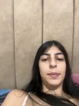 Snapshot of cristel_17 chatting on 23, 11, 2025 cristel 17 online show from 23, 11, 2025