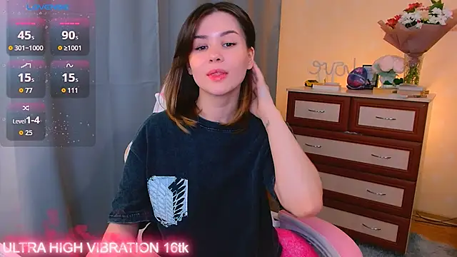 Snapshot of cutie_mili chatting on 11, 10, 2025 cutie mili online show from 11, 10, 2025