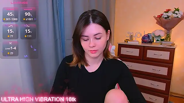 Snapshot of cutie_mili chatting on 13, 10, 2025 cutie mili online show from 13, 10, 2025