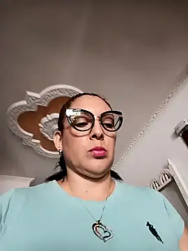 Snapshot of dakota_johnson10 chatting on 20, 11, 2025 dakota johnson10 online show from 20, 11, 2025