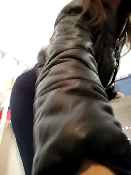 Mia Novikov online show from 21, 11, 2025