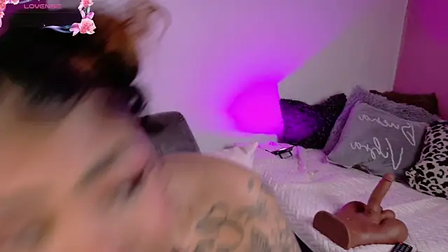 foxxy-lov3 online show from 10, 2, 2026