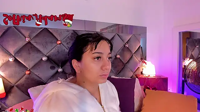 sofhiaa adaams online show from 24, 12, 2024