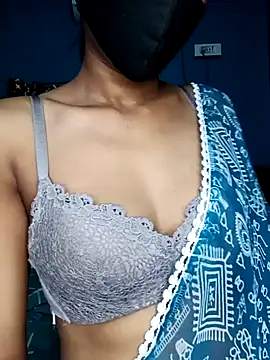 Snapshot of Triha_18 chatting on 16, 1, 2025 Triha 18 online show from 16, 1, 2025
