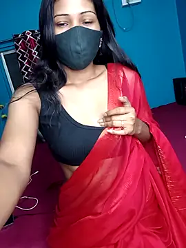 Snapshot of Triha_18 chatting on 21, 10, 2025 Triha 18 online show from 21, 10, 2025