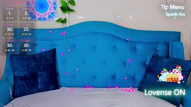 Snapshot of MilliStrii chatting on 5, 11, 2025 MilliStrii online show from 5, 11, 2025