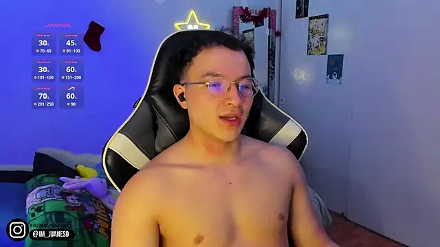 AustinSummerr online show from 3, 1, 2025