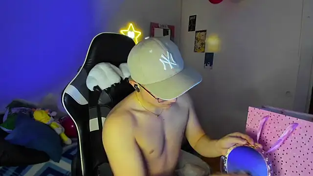 AustinSummerr online show from 5, 2, 2025
