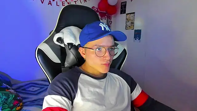 AustinSummerr online show from 10, 2, 2025