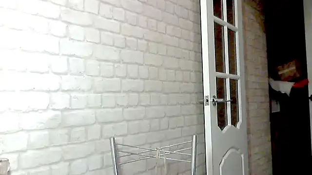 hornymommy69  online show from 26, 10, 2025