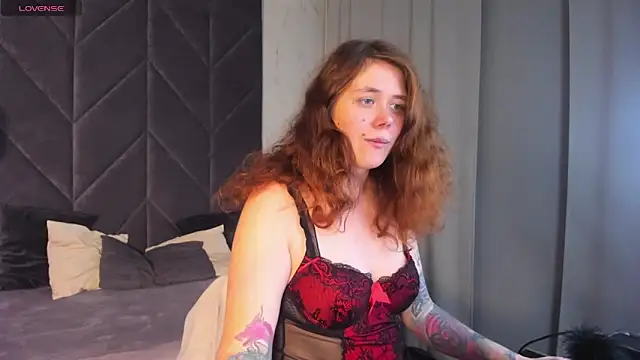 SophiePure online show from 4, 12, 2024