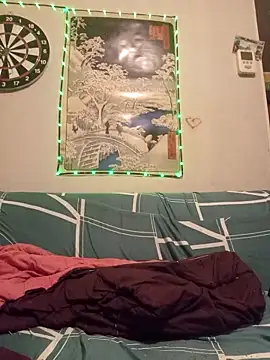 Snapshot of Daminou28 chatting on 13, 10, 2025 Daminou28 online show from 13, 10, 2025