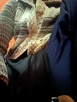 Snapshot of Mangla_Bhabhi chatting on 7, 11, 2025 Mangla Bhabhi online show from 7, 11, 2025