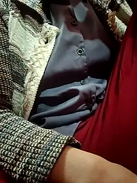 Snapshot of Mangla_Bhabhi chatting on 8, 11, 2025 Mangla Bhabhi online show from 8, 11, 2025