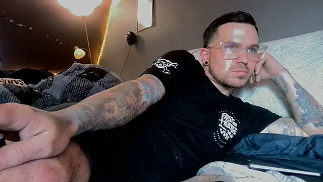 Snapshot of bigcocktat2dude603 chatting on 21, 3, 2025 bigcocktat2dude603 online show from 21, 3, 2025