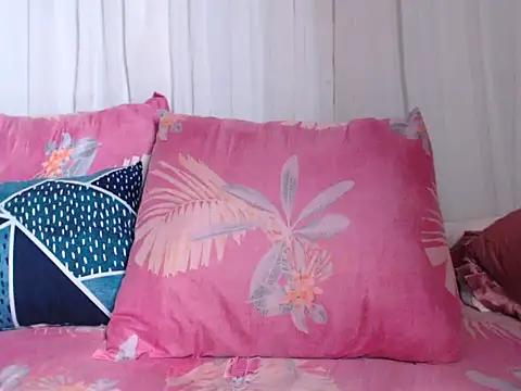 Freakyassnwildx online show from 3, 3, 2025