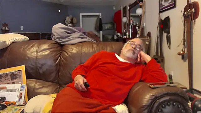 Snapshot of PincheDave4u chatting on 28, 12, 2024 PincheDave4u online show from 28, 12, 2024