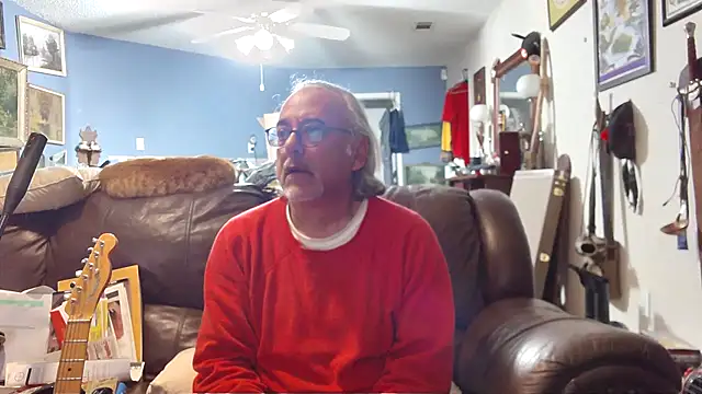 Snapshot of PincheDave4u chatting on 18, 1, 2025 PincheDave4u online show from 18, 1, 2025